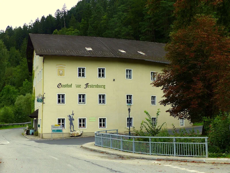Gasthof Lang zur Festenburg