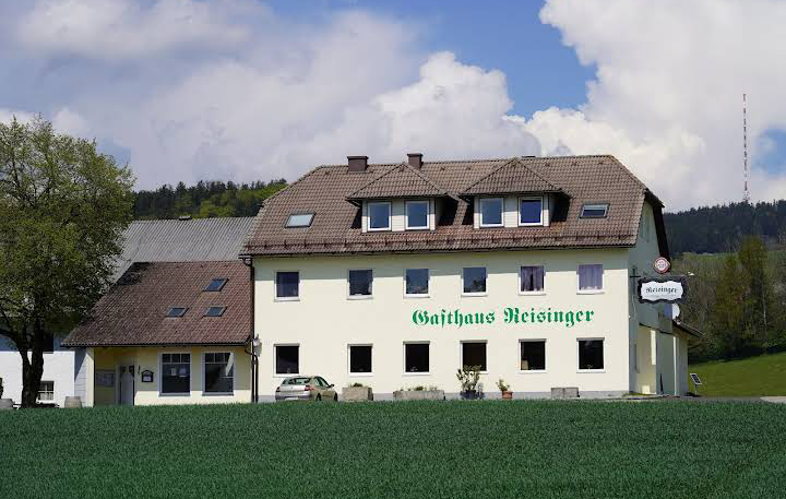 Gasthaus Reisinger( sreisinger)von Mi bis So ab 11:30 geöffnet]