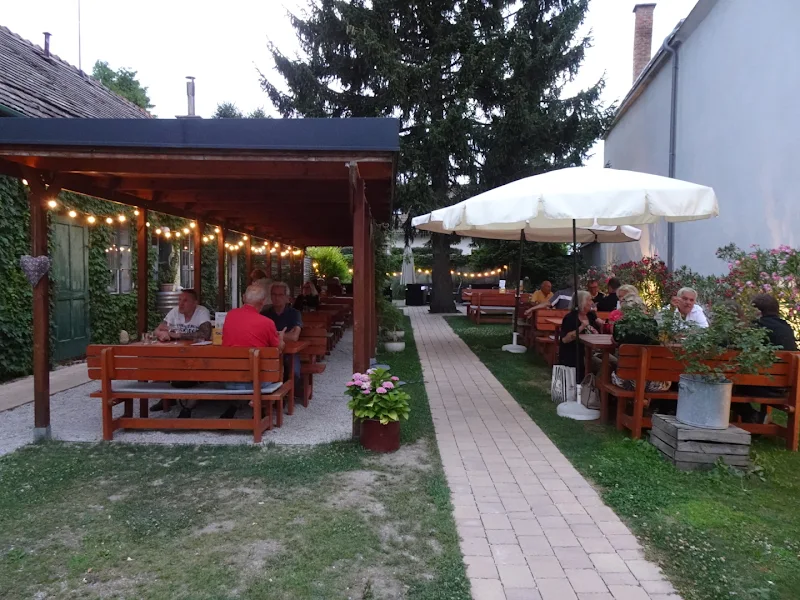 Heuriger ZUM BROTHOF - Bäckerei Kaiser
