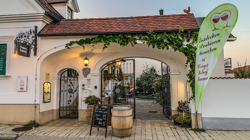 Weingut Rebhof - Buschenschank - Vinothek & Weinbar - Sommer Herbert