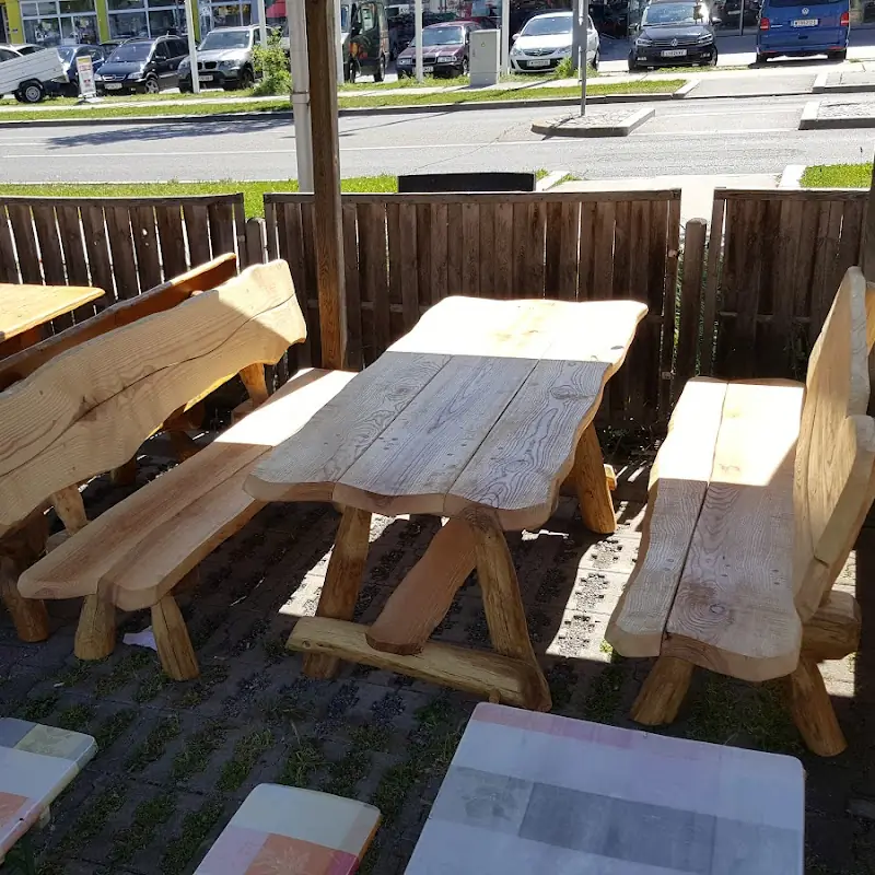 Hühner Grill Stadlau