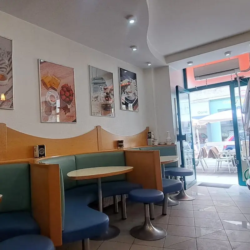 Eissalon Alba Wien 1090 Gelato & Kaffee