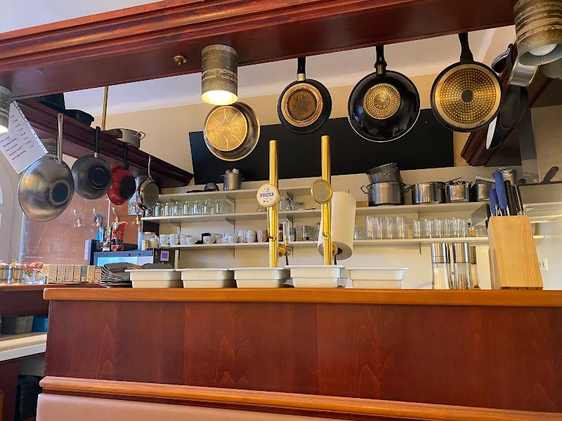 Richie's Café