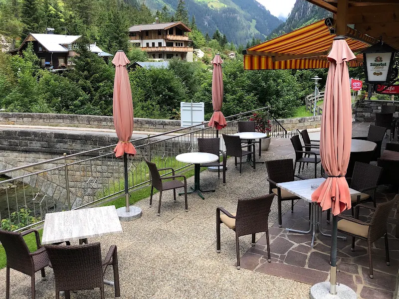 Cafe Alpenland