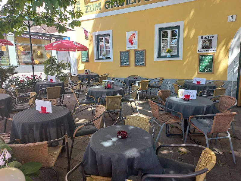 Café-Bar "zum grünen Baum"