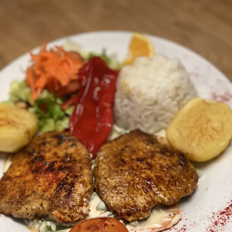 Lo Kanta taverna Restaurant