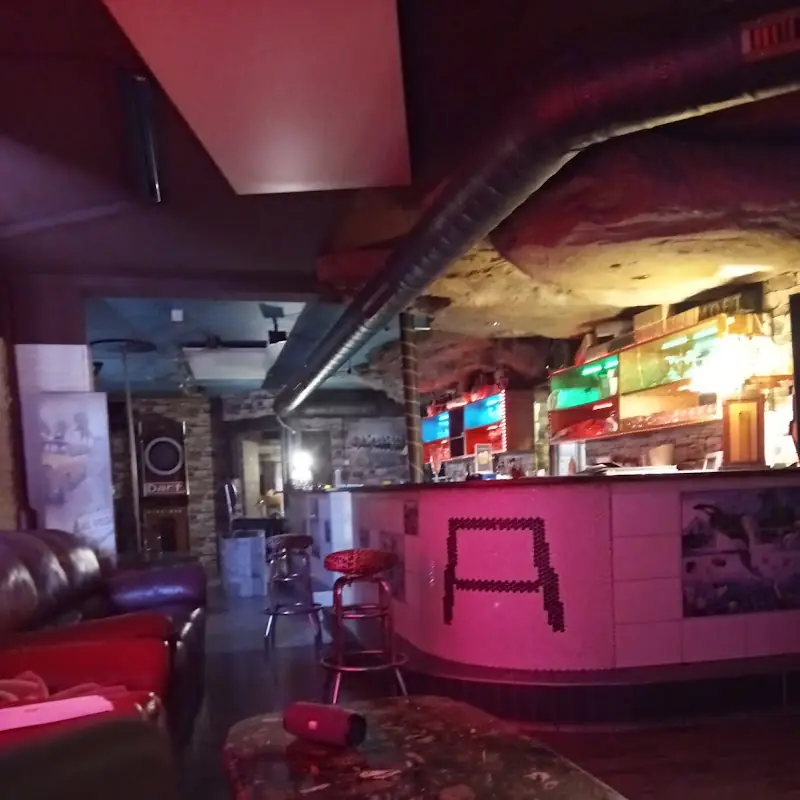Cafe / Gogo-Bar Santa Domingo Nightclub Laufhaus