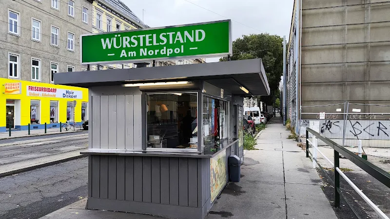 Würstelstand am Nordpol