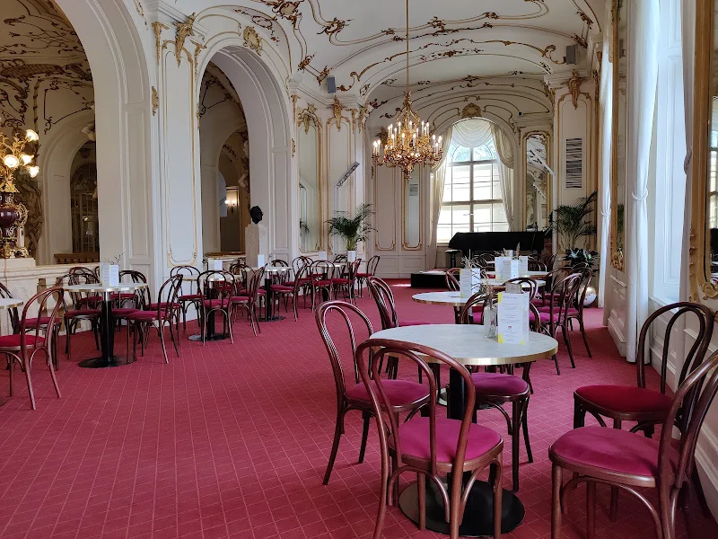 Cafe Stolz