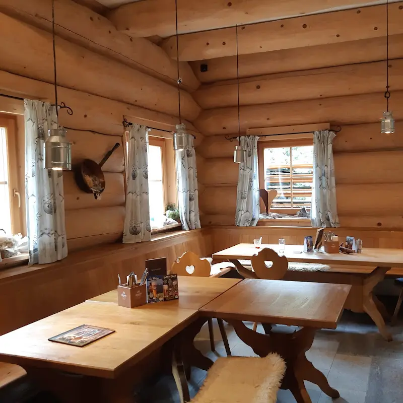 Pulvermacher Almhütte