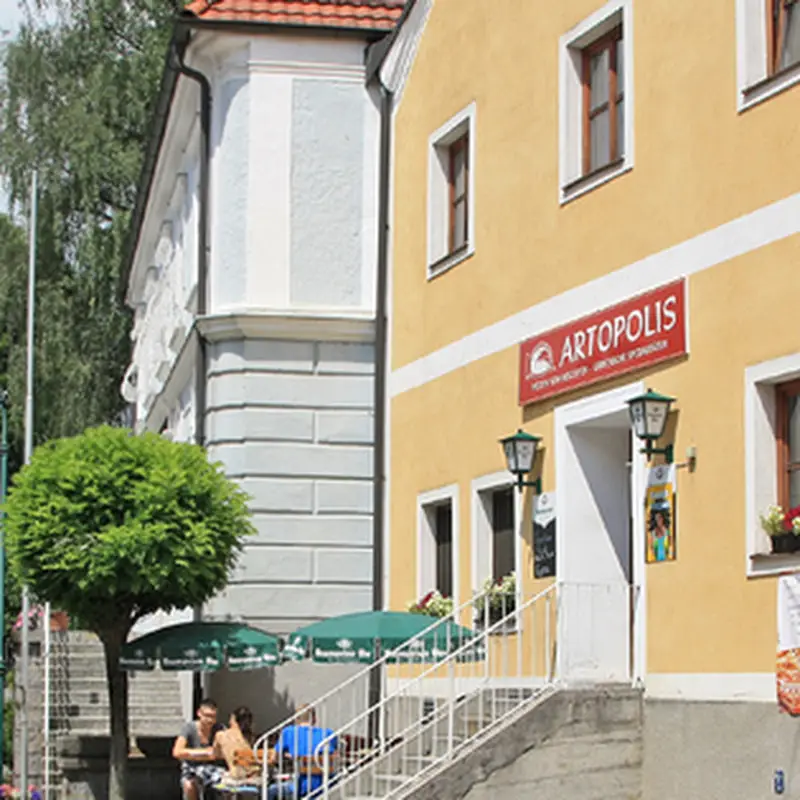 ARTOPOLIS Restaurant