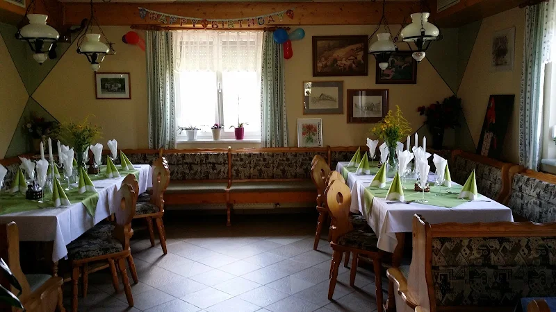 Buschenschank/Gästezimmer Oswald Spitzlgodi