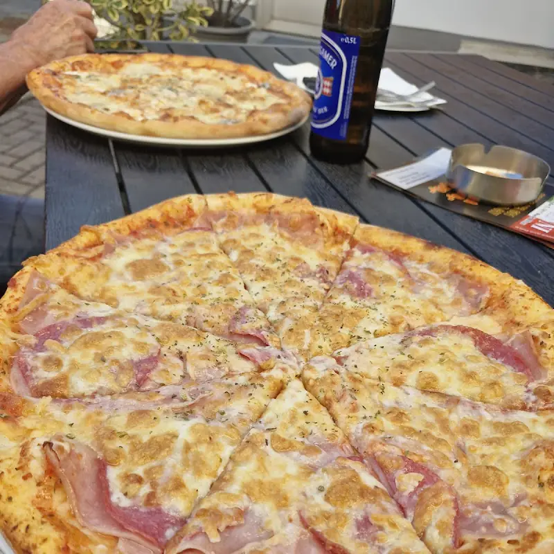 Café-Pizzeria Giovanni