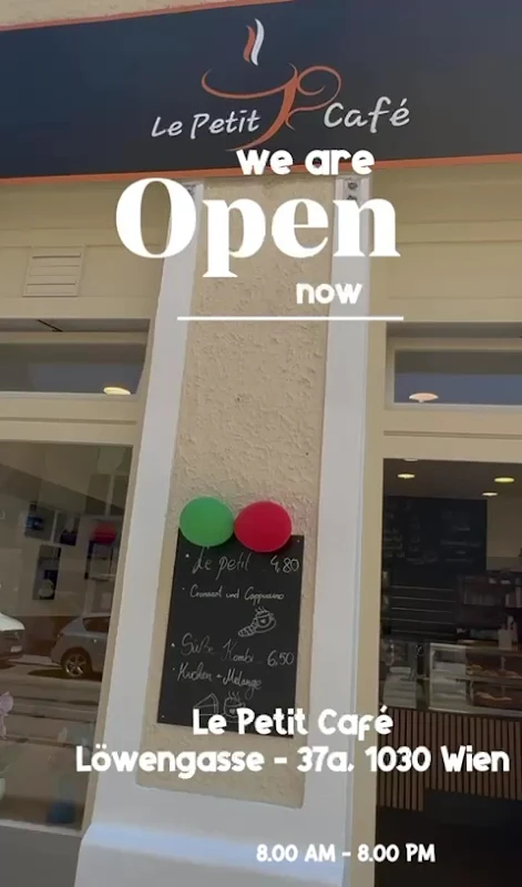 Le Petit Café