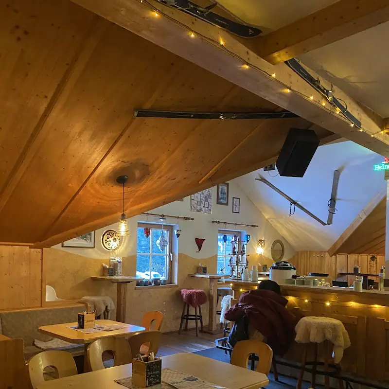 Schwarzenbachhütte