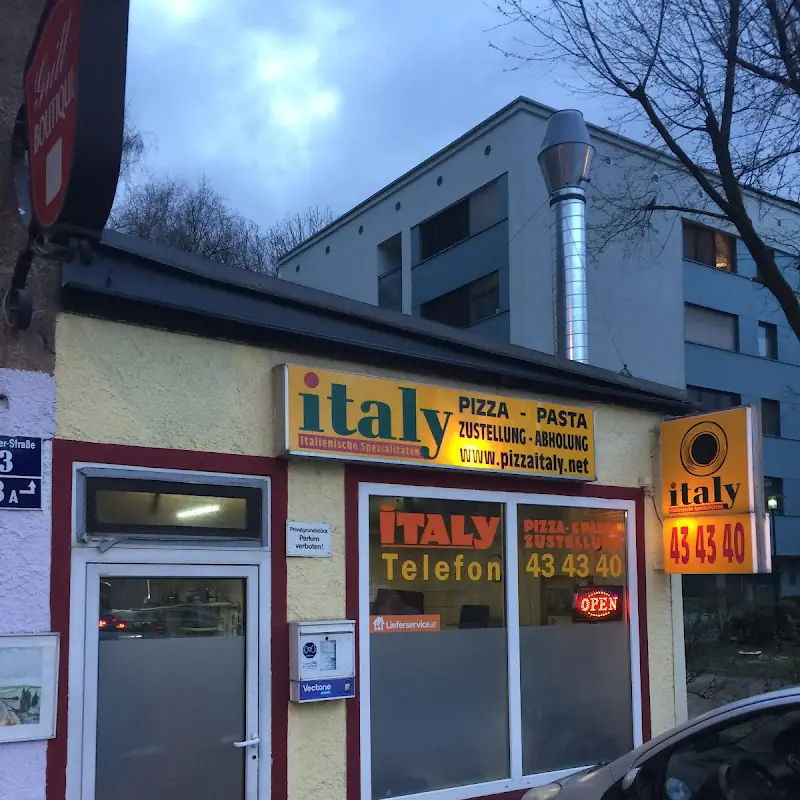 Pizza acasa Italy