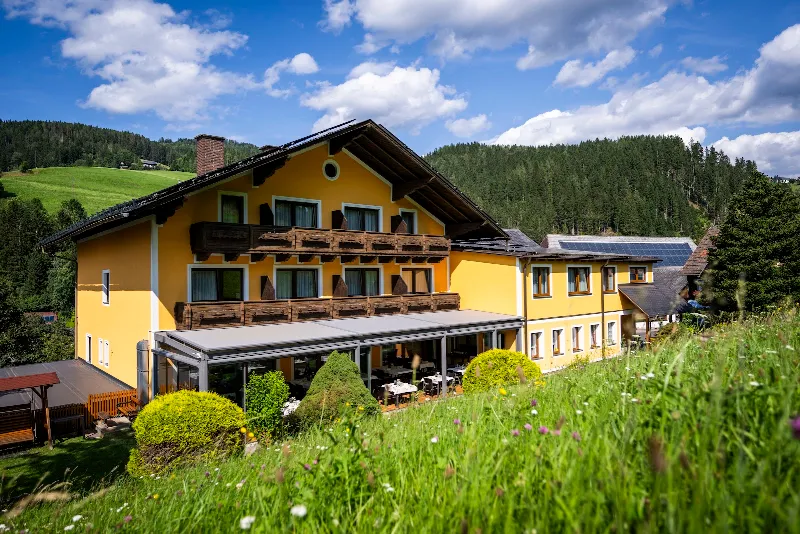 Gasthof & Bikerhotel Hubmann