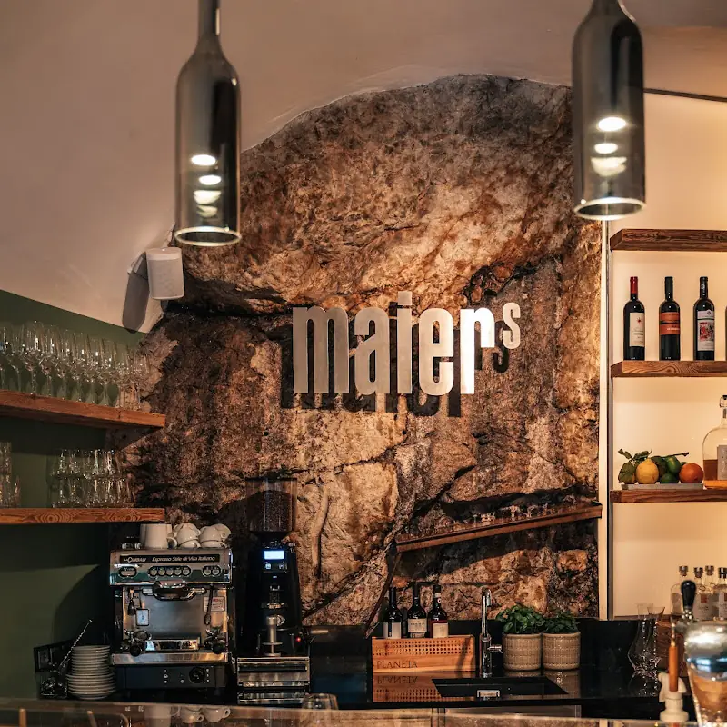 Maier's