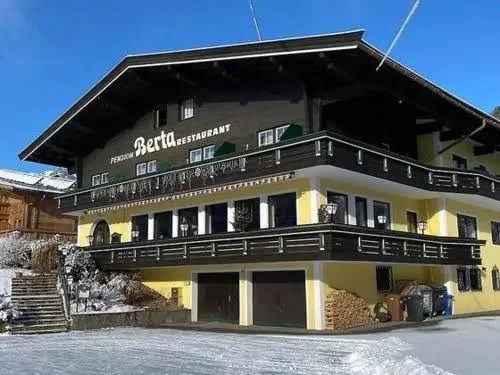 Pension Berta & Restaurant Franz - Waidring