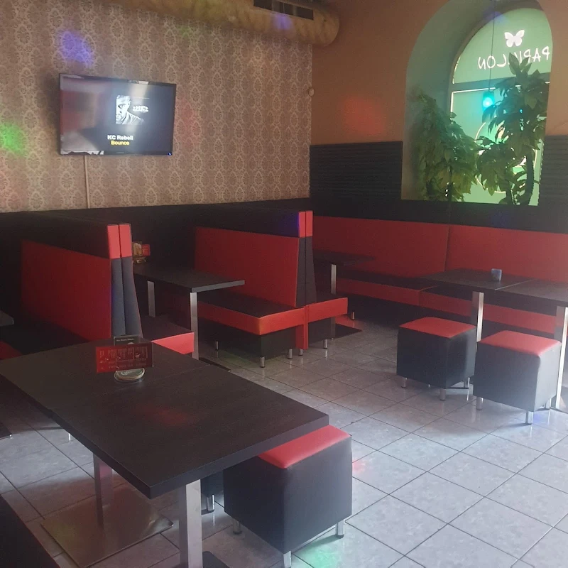Cafe Bar Papillon