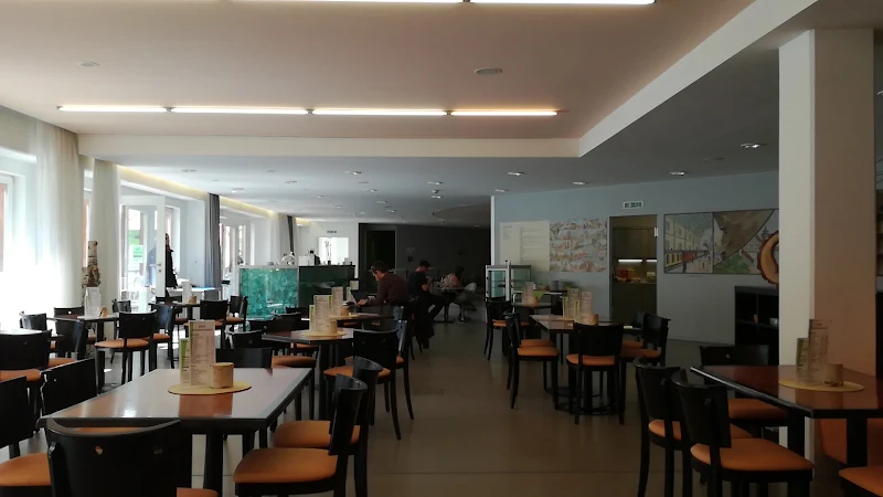 Cafe Gefrorene Wasser