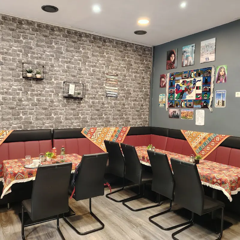 HASSAN‘S RESTAURANT & PIZZERIA