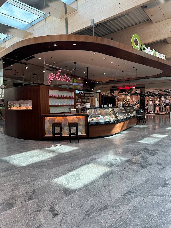 Cafe arena