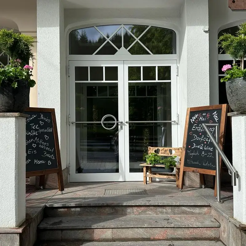 Dorfcafe Dine & Wine