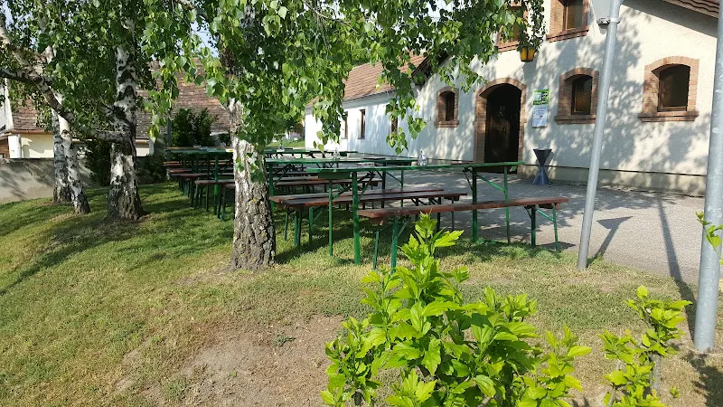Heuriger Fam. Fröschl Ernst