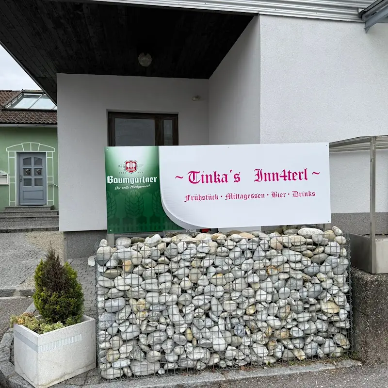 Tinka's Inn4terl