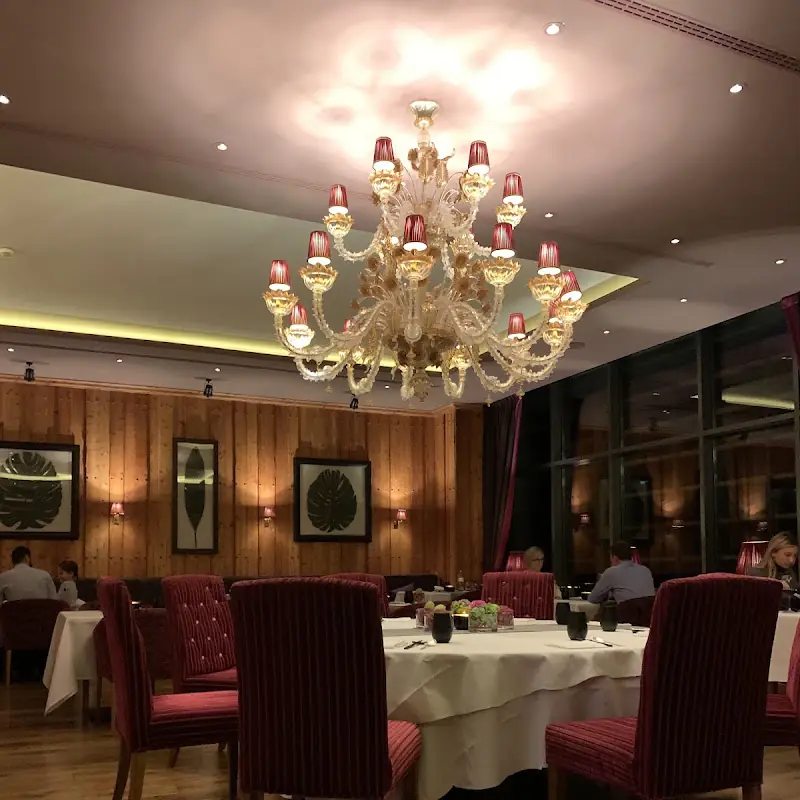 Restaurant Sra Bua