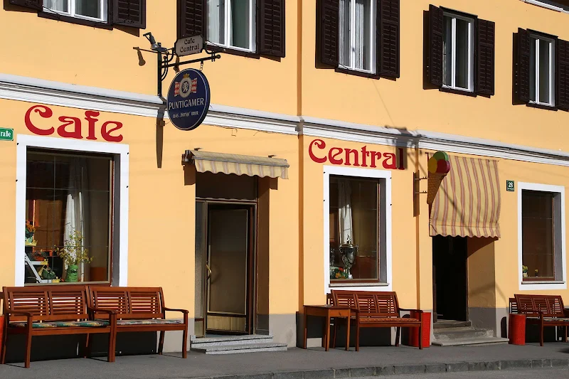 Cafe Central