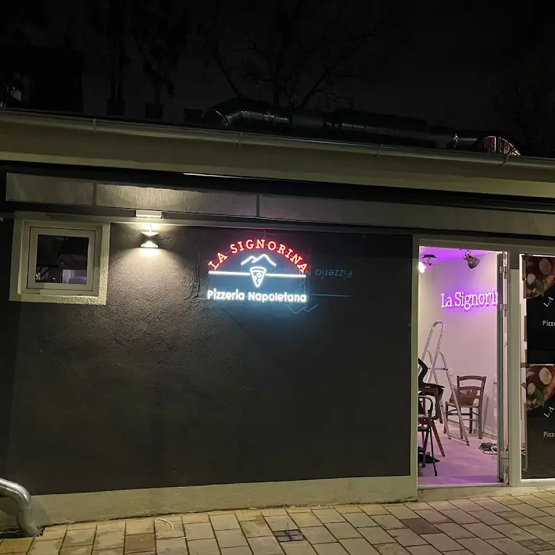 La Signorina Pizzeria Napoletana