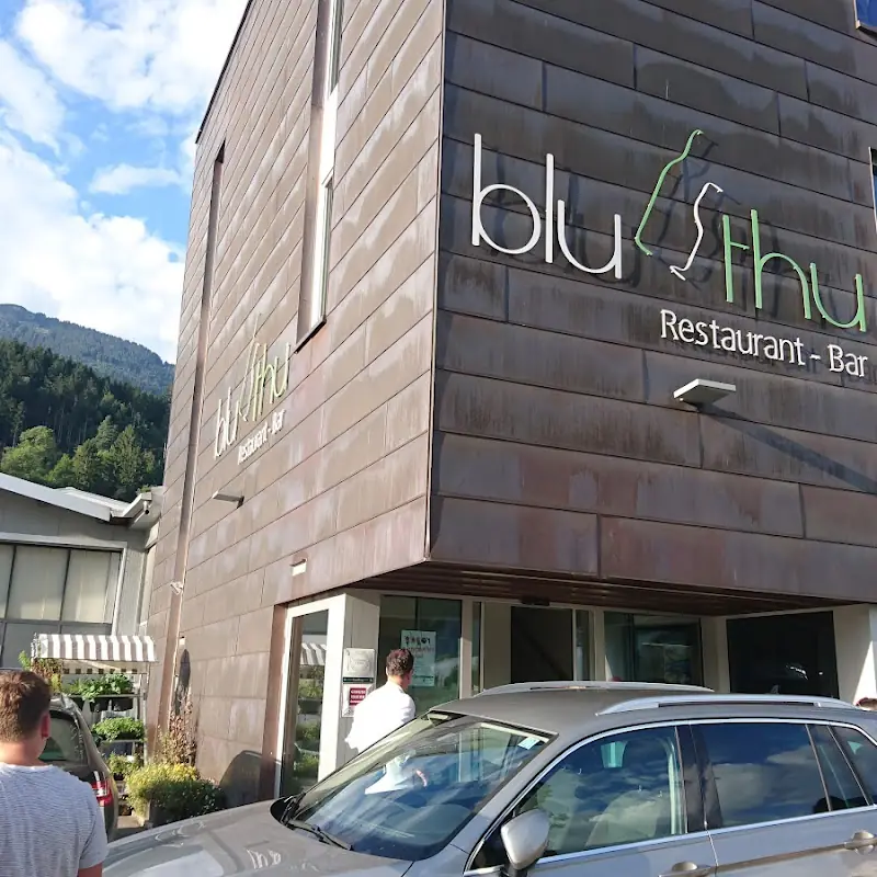 Restaurant bluthu