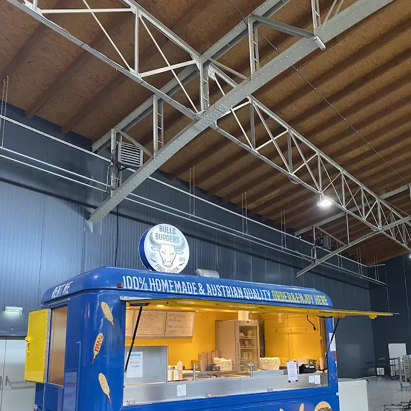 Bulls Burgers Food Truck