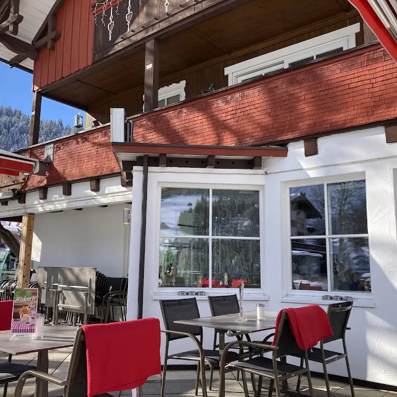 S’Cafe im Dorf