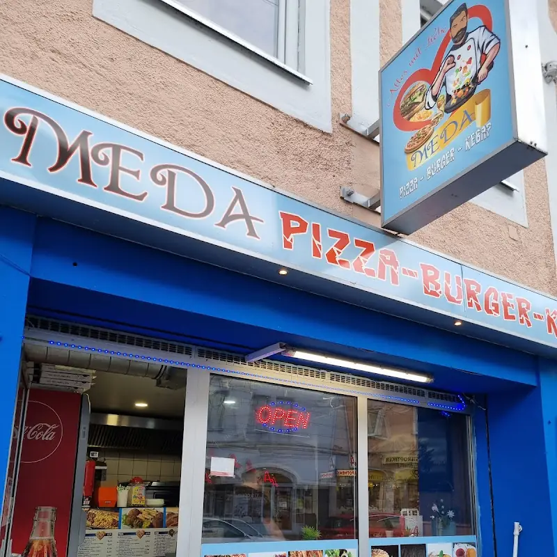 Meda Pizza Burger