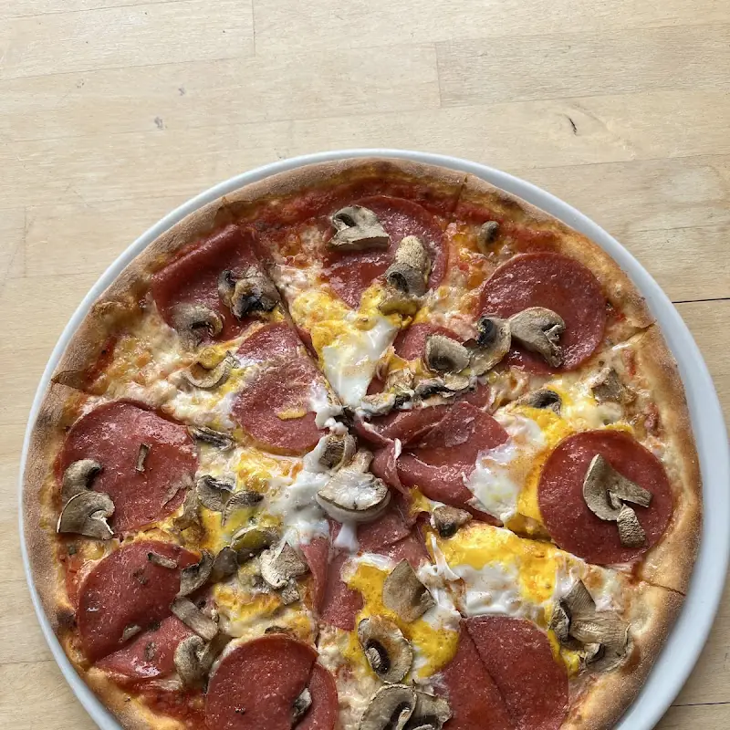 Pizza Bella
