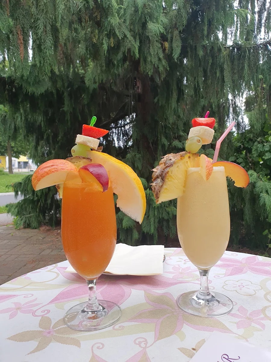 Essen und Trinken photo 1