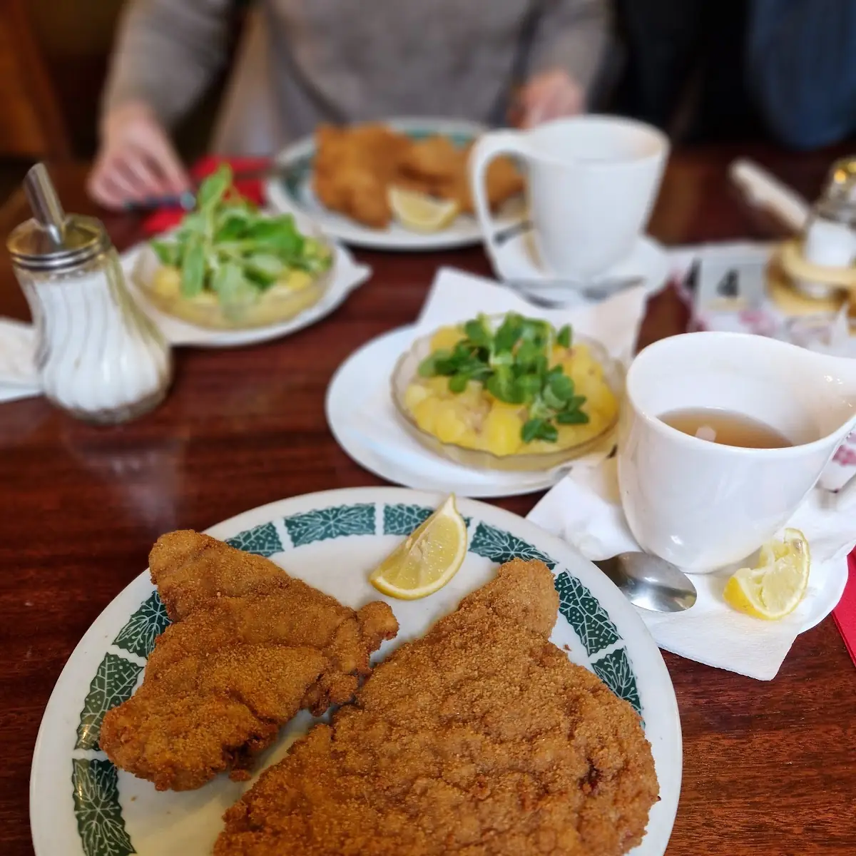 Essen und Trinken photo 2
