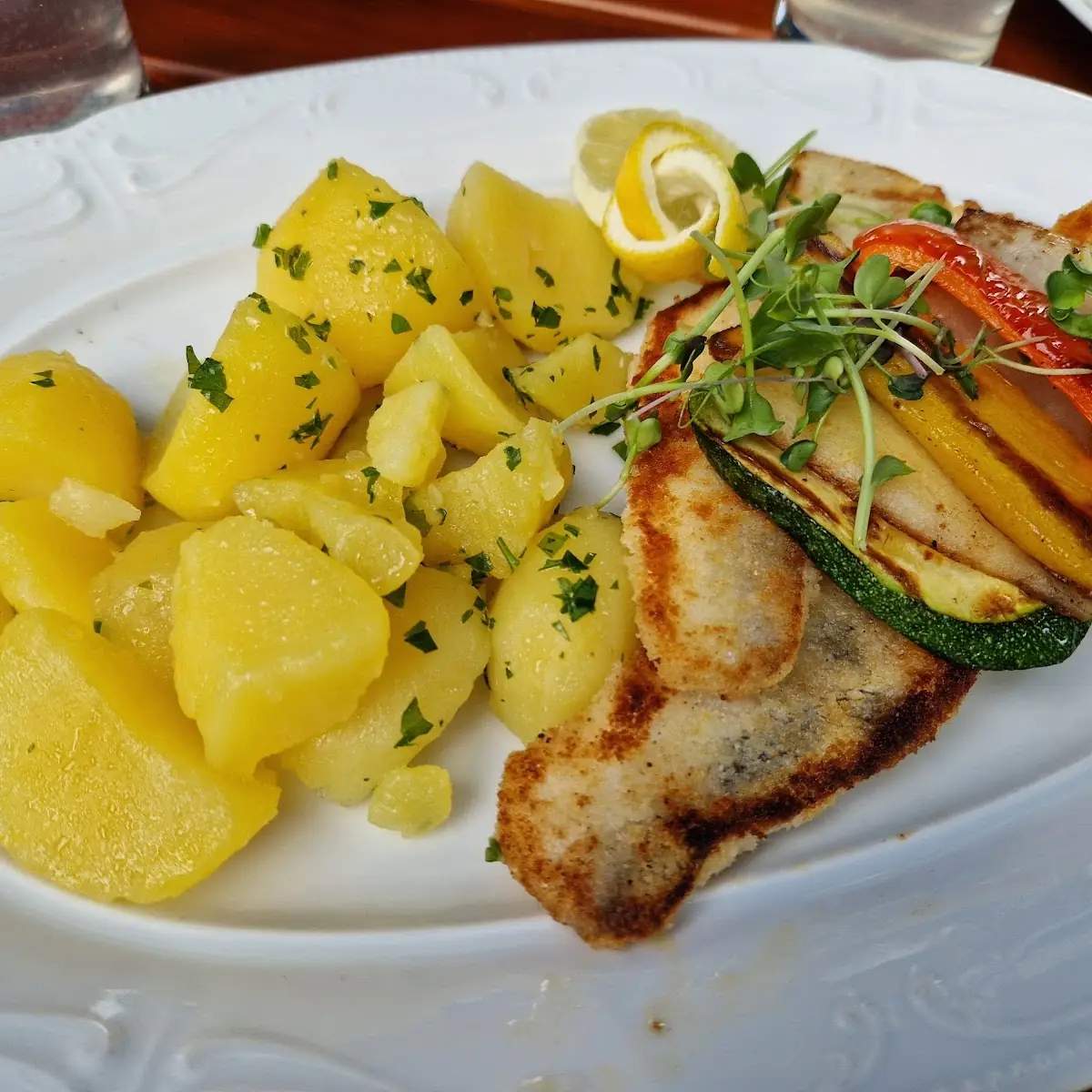 Essen und Trinken photo 1