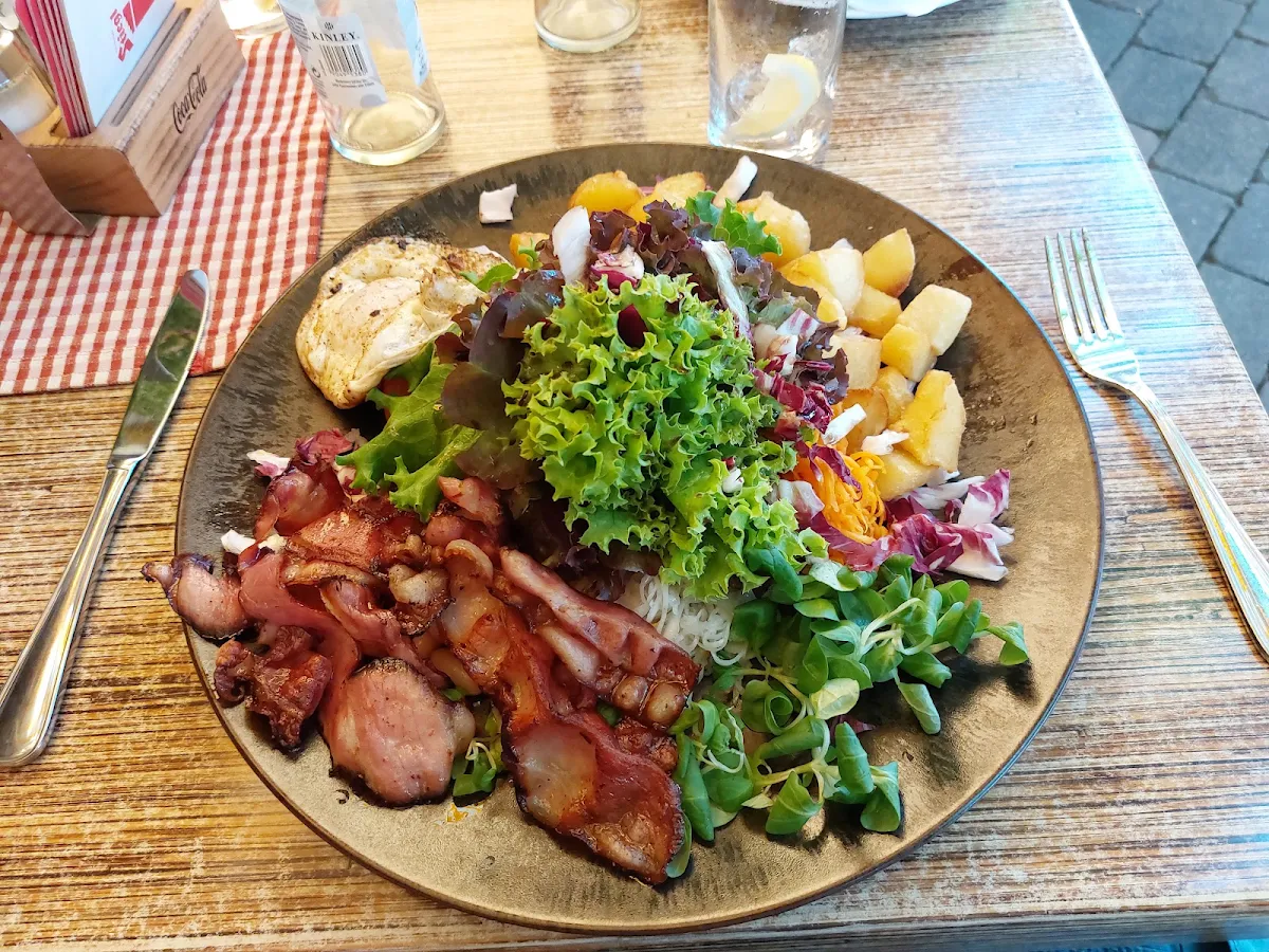 Essen und Trinken photo 2