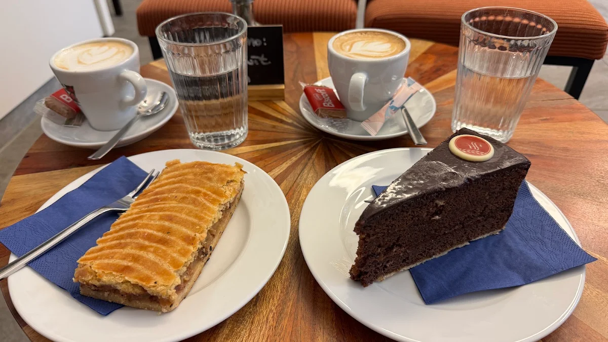 Essen und Trinken photo 2