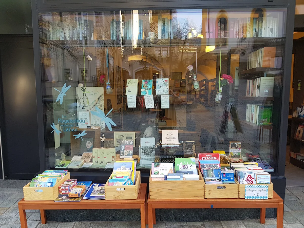 Buch-Café im Lippott Haus Titelbild