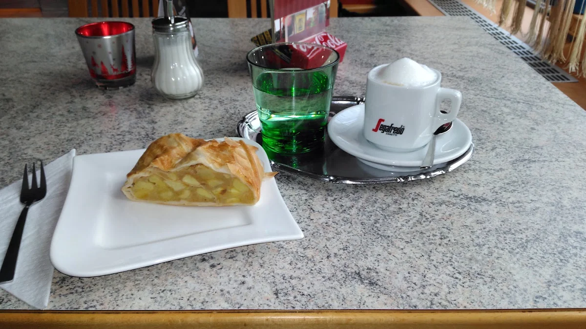 Essen und Trinken photo 2