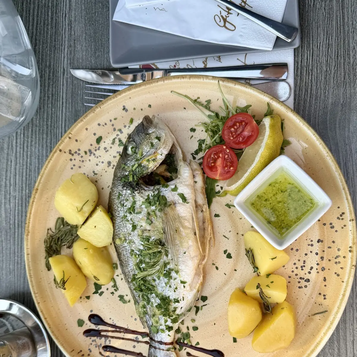 Essen und Trinken photo 1