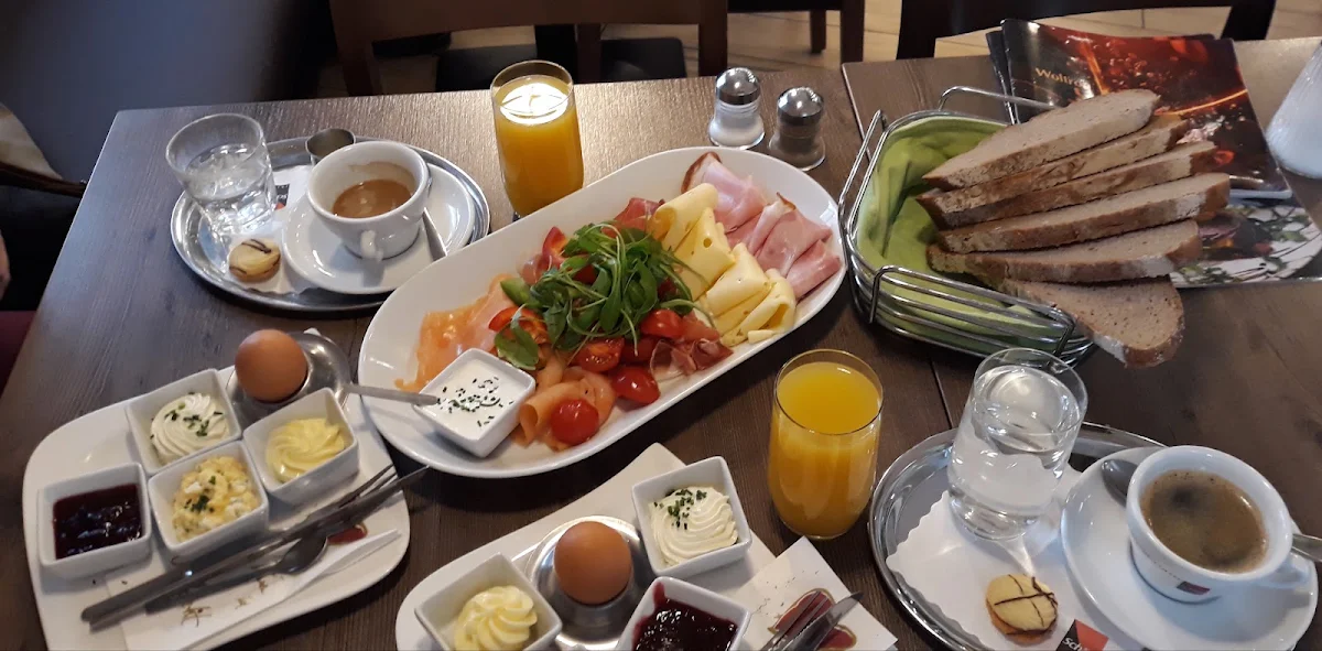 Essen und Trinken photo 2