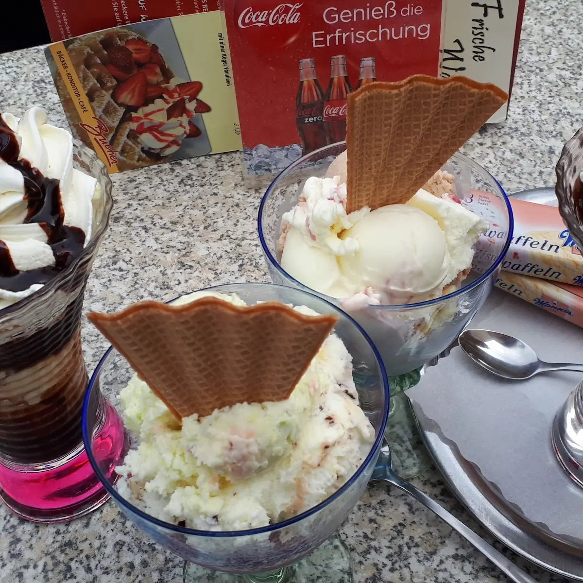 Essen und Trinken photo 3