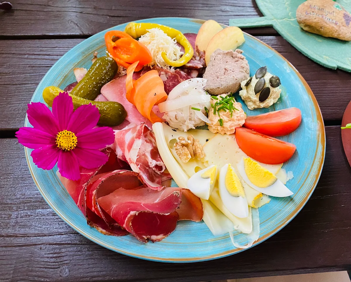 Weingut-Gästezimmer Lieschnegg Hubert und Heike Titelbild