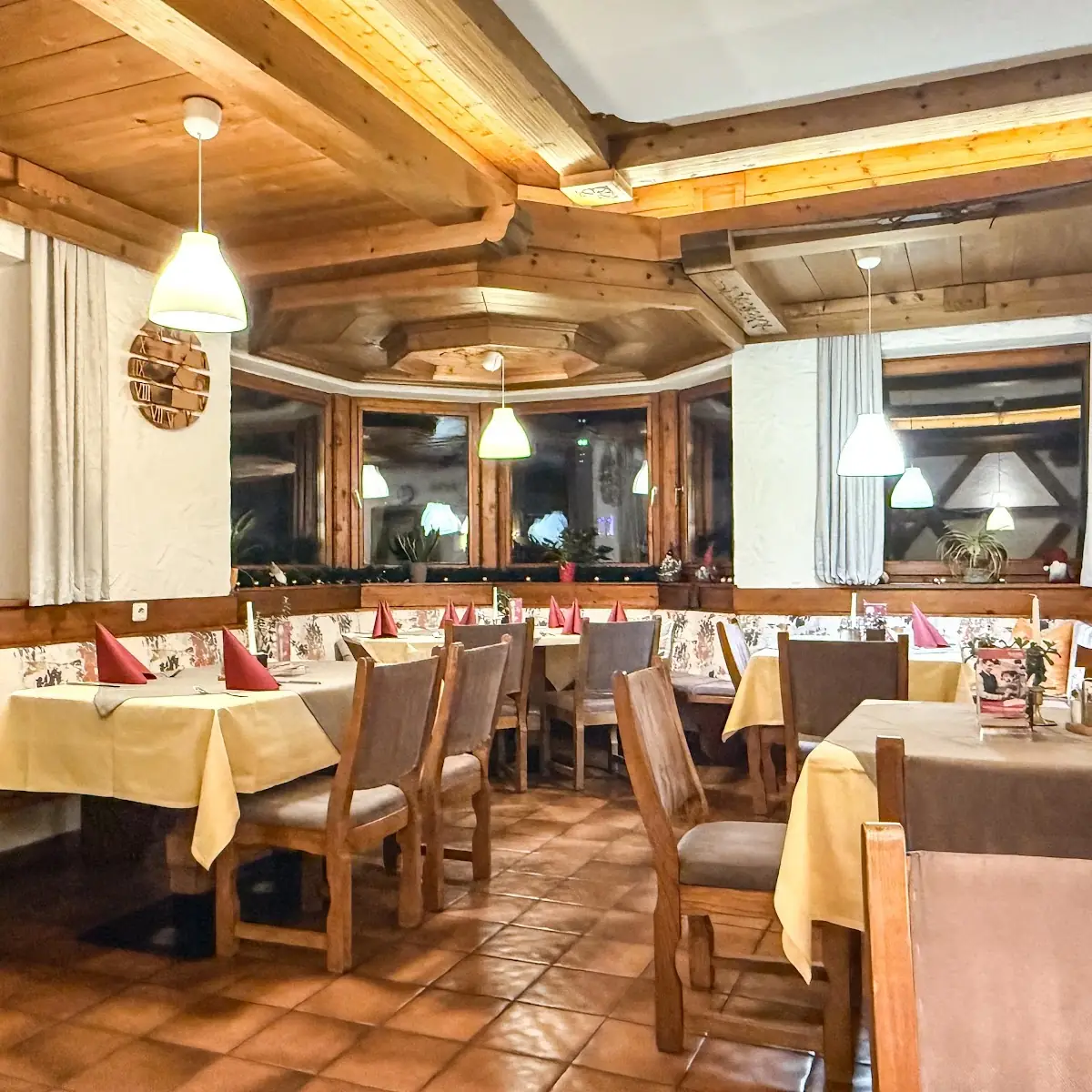 Atmosphäre, Restaurant Dorfstüberl Lähn | Bichlbach